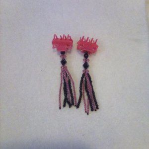 Hand Crafted 1 in. black and pink beaded claws